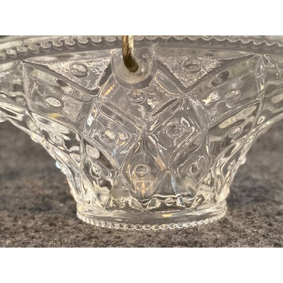 VTG Avon Clear Pressed Glass Basket Gold Twisted Metal Handle 5.5 x6" - Picture 3 of 8